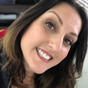 Meet your Posher, Janel